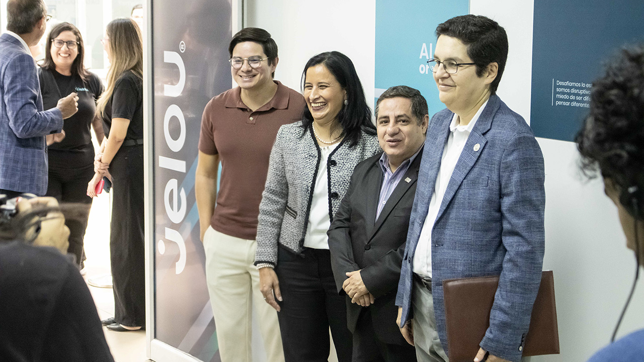 Se inaugura en ESPOL el Jelou AI Legion