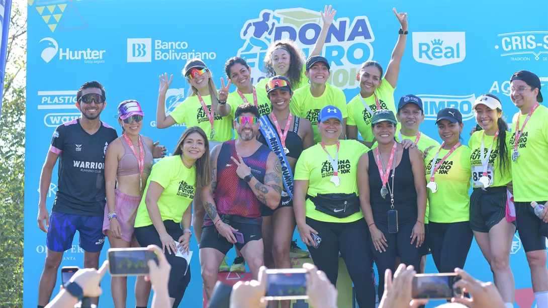 920 personas corrieron por la educación en la carrera Dona Futuro 10K