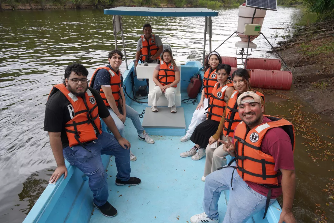 Estudiantes de la UCG y UArtes amplían su formación en la ESPOL