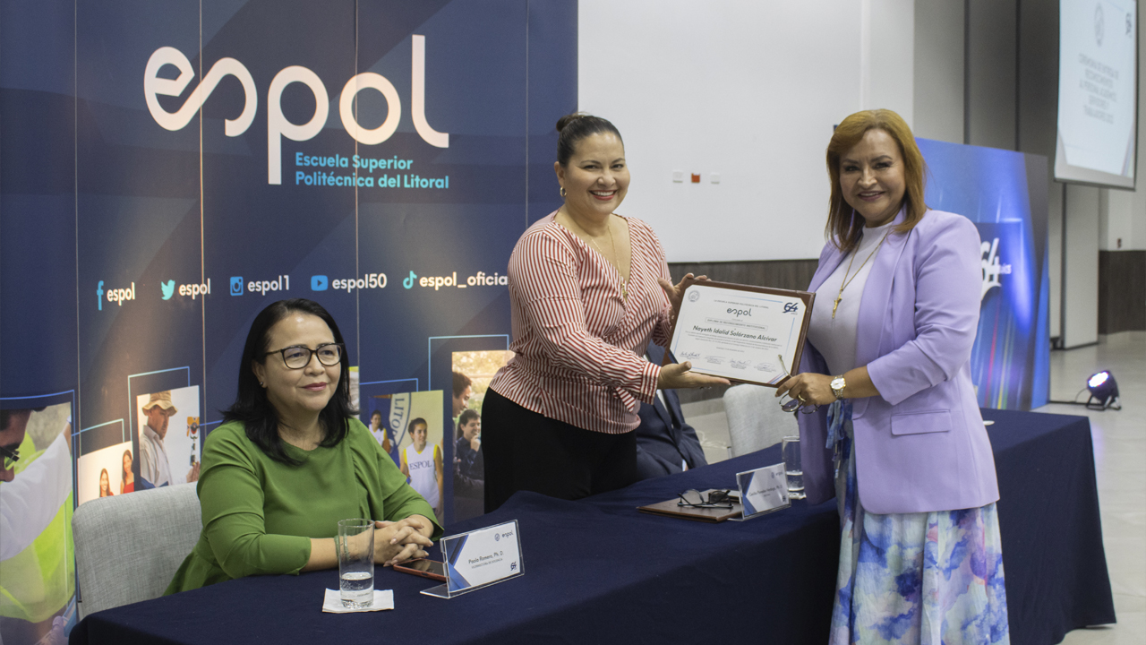 Reconocimiento a Trabajadores, Servidores y Profesores de la ESPOL.