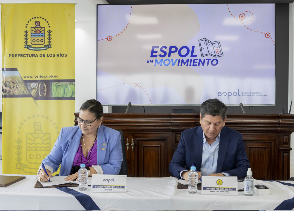 Firma de convenio entre ESPOL y Prefectura de Los Ríos