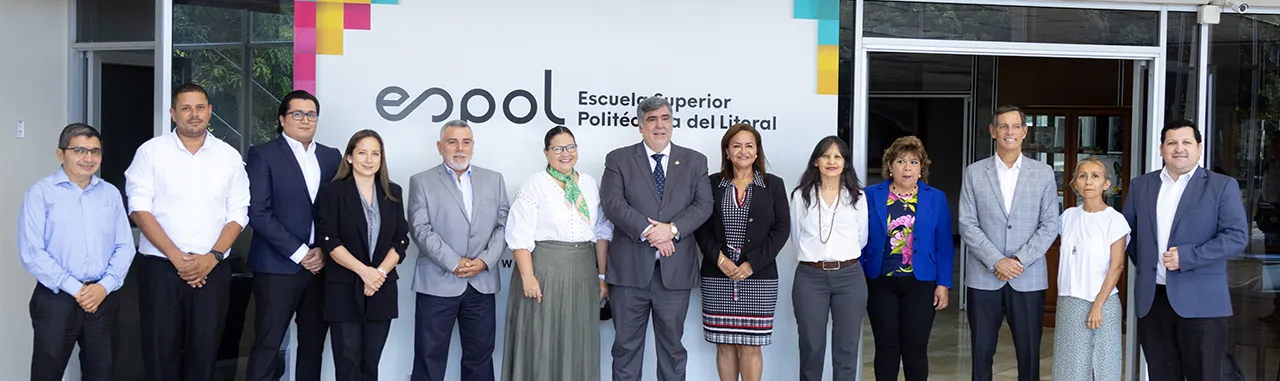 Delegación de la Cámara de Industrias de Guayaquil visitó la ESPOL para firma de convenio.