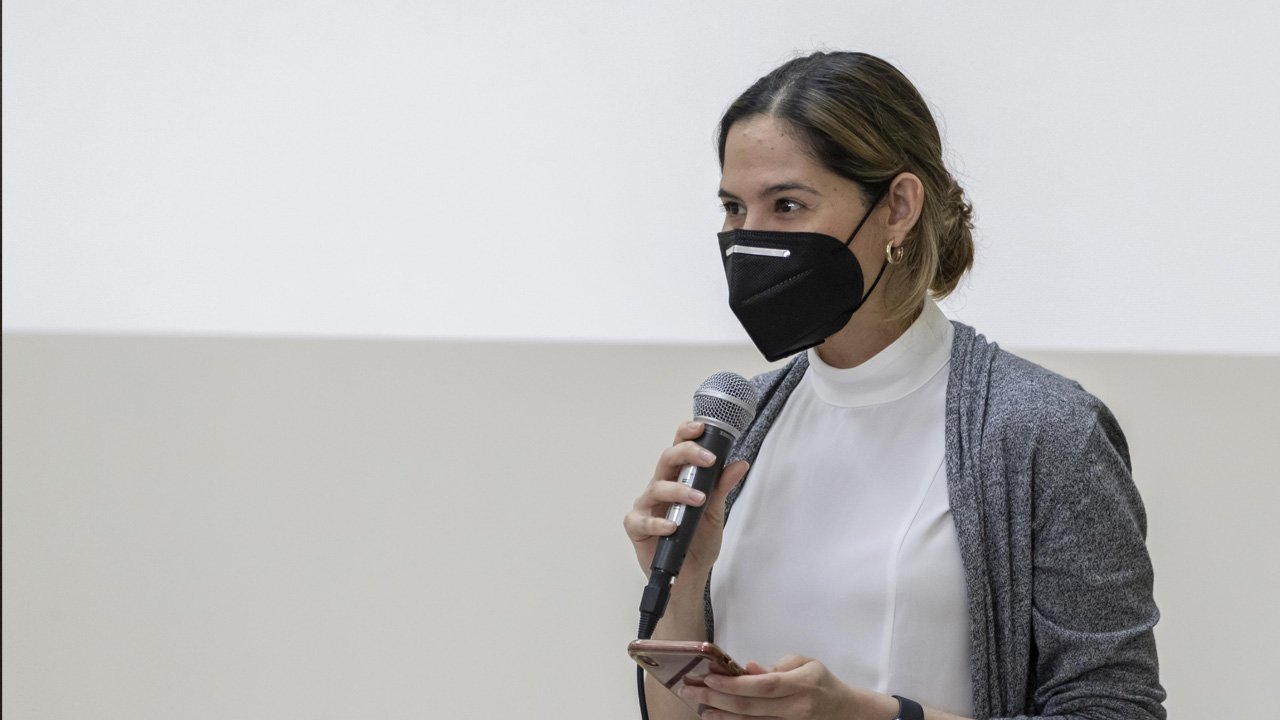 Intervención de la profesora Gabriela Carvajal