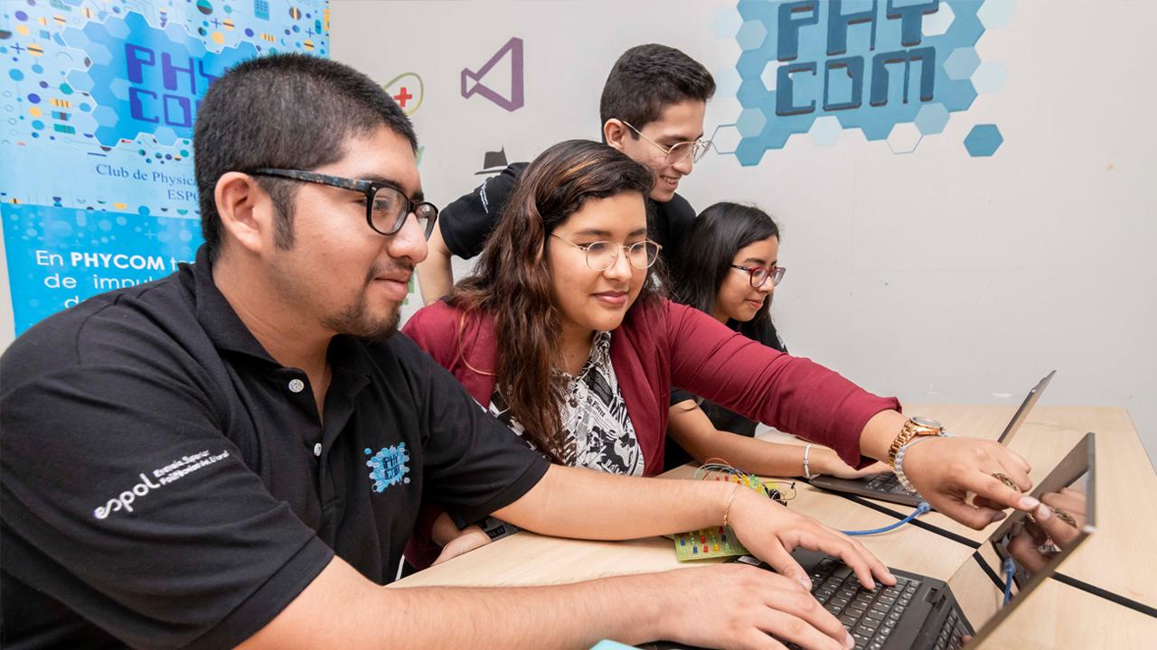 Explora distintas habilidades en los clubes estudiantiles que te ofrece ...